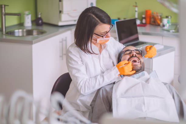 Best Emergency Dentist for Knocked-Out Tooth in Highland Park, IL